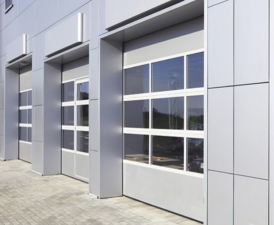 Панорамные ворота Алютех Alutrend в Учкекене