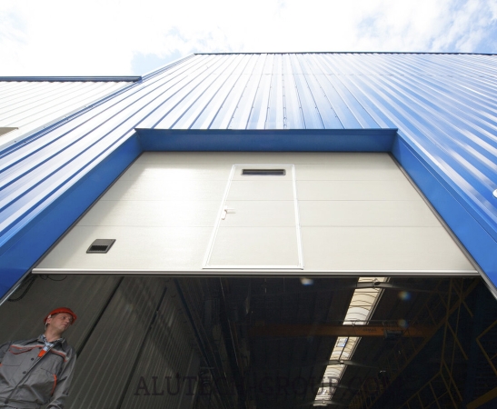 Промышленные ворота Алютех Protrend в Учкекене